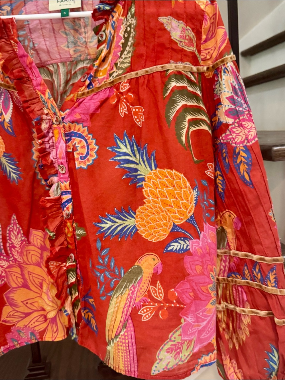 FARM Rio Red Tropical Pineapple Ruffle Blouse - Picture 5 of 9